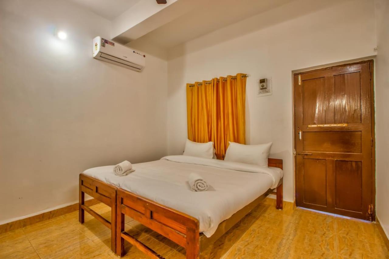 Advik Apartments Marmagao ภายนอก รูปภาพ