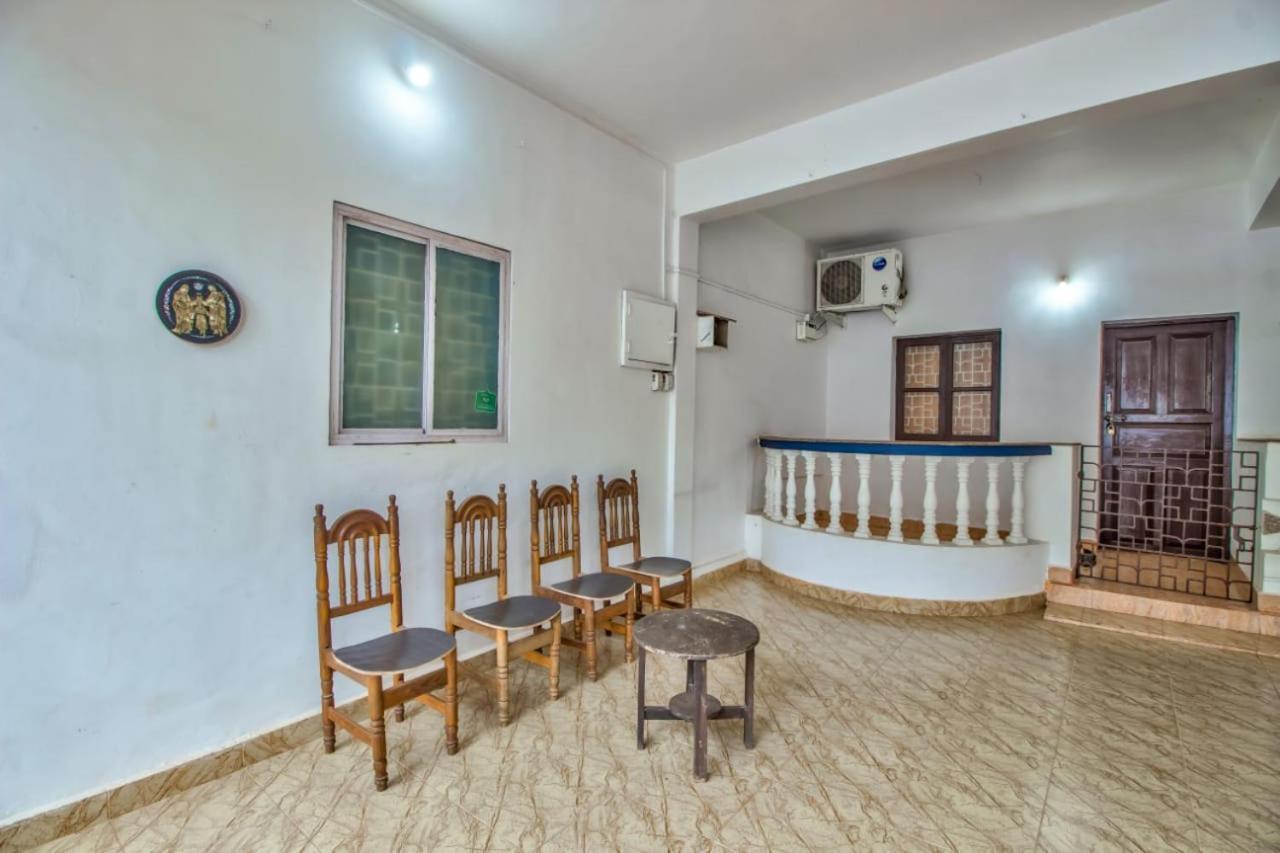 Advik Apartments Marmagao ภายนอก รูปภาพ