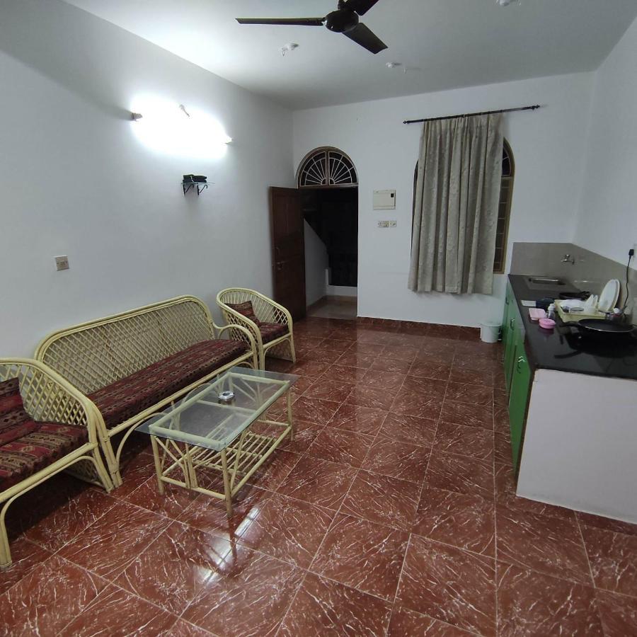 Advik Apartments Marmagao ภายนอก รูปภาพ